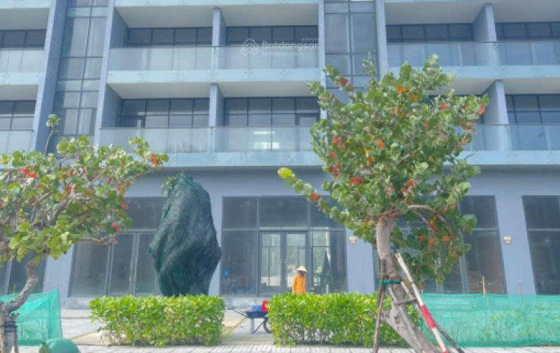 Bán shophouse đối diện biển Tuy Hòa công viên biển, sổ hồng riêng nhận nhà ngay